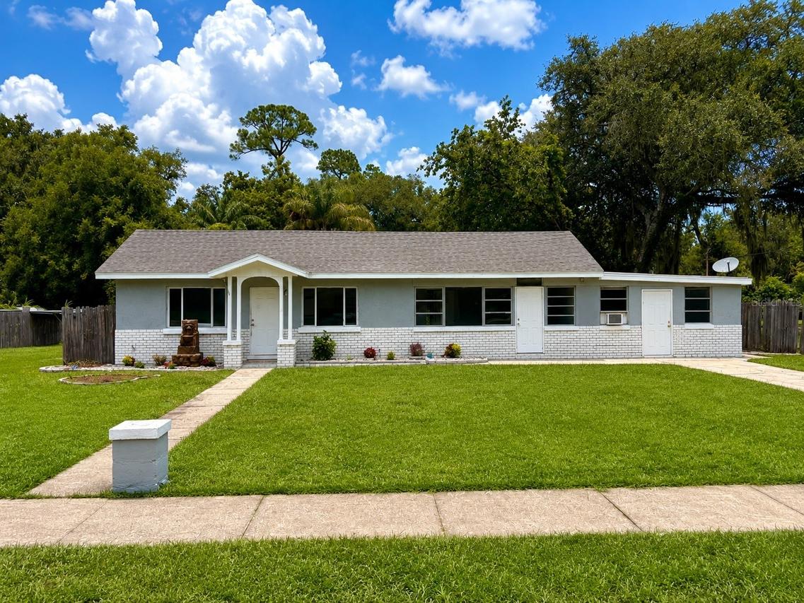 8 Smyrna Dr., Debary, FL 32713