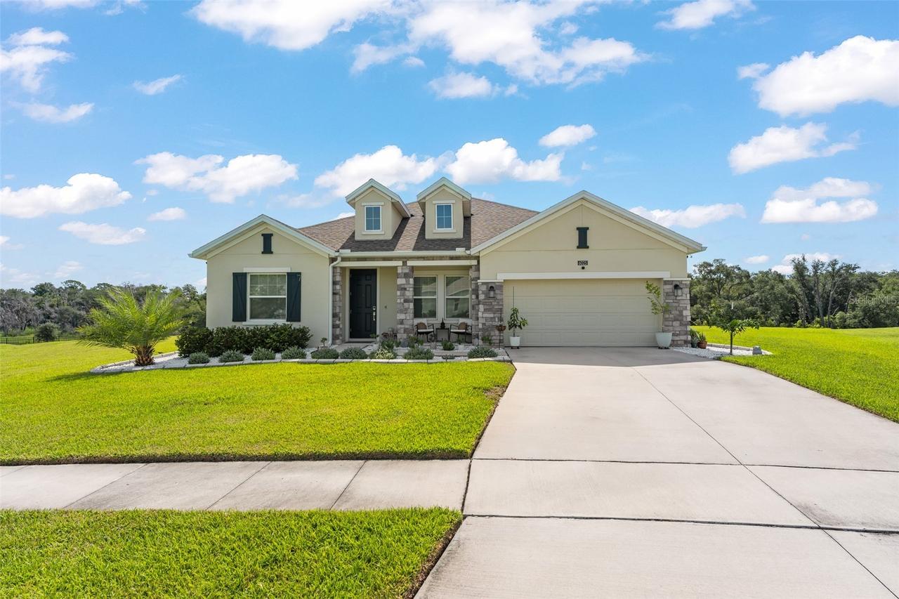 6025 Claystone Way, Mount Dora, FL 32757