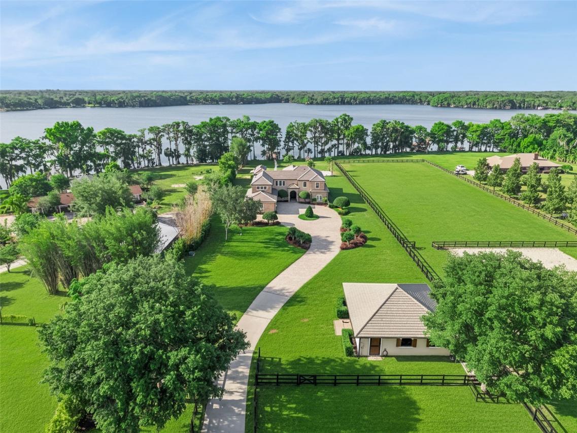 746 Lake Mills Rd., Oviedo, FL 32766