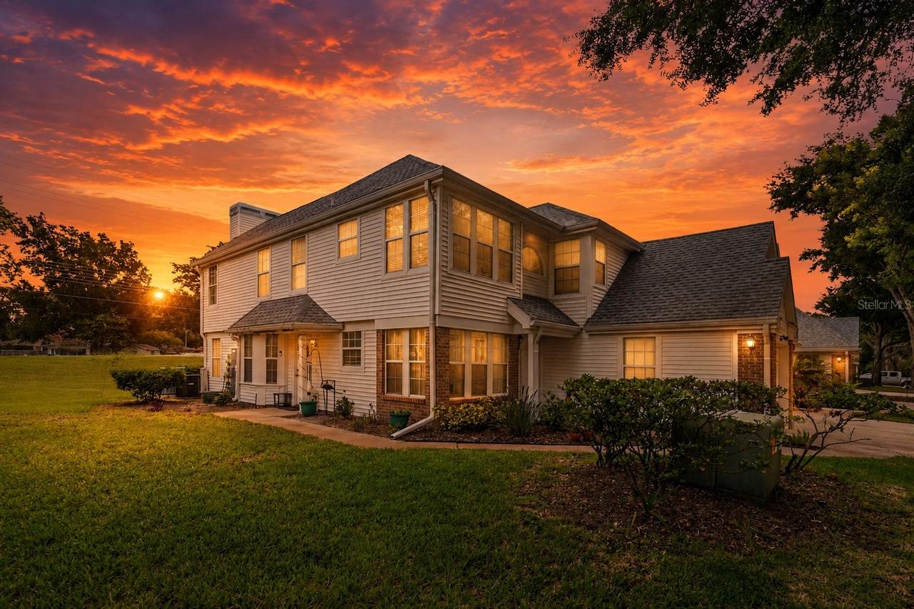 4807 Coachmans Dr. #2402, Orlando, FL 32812