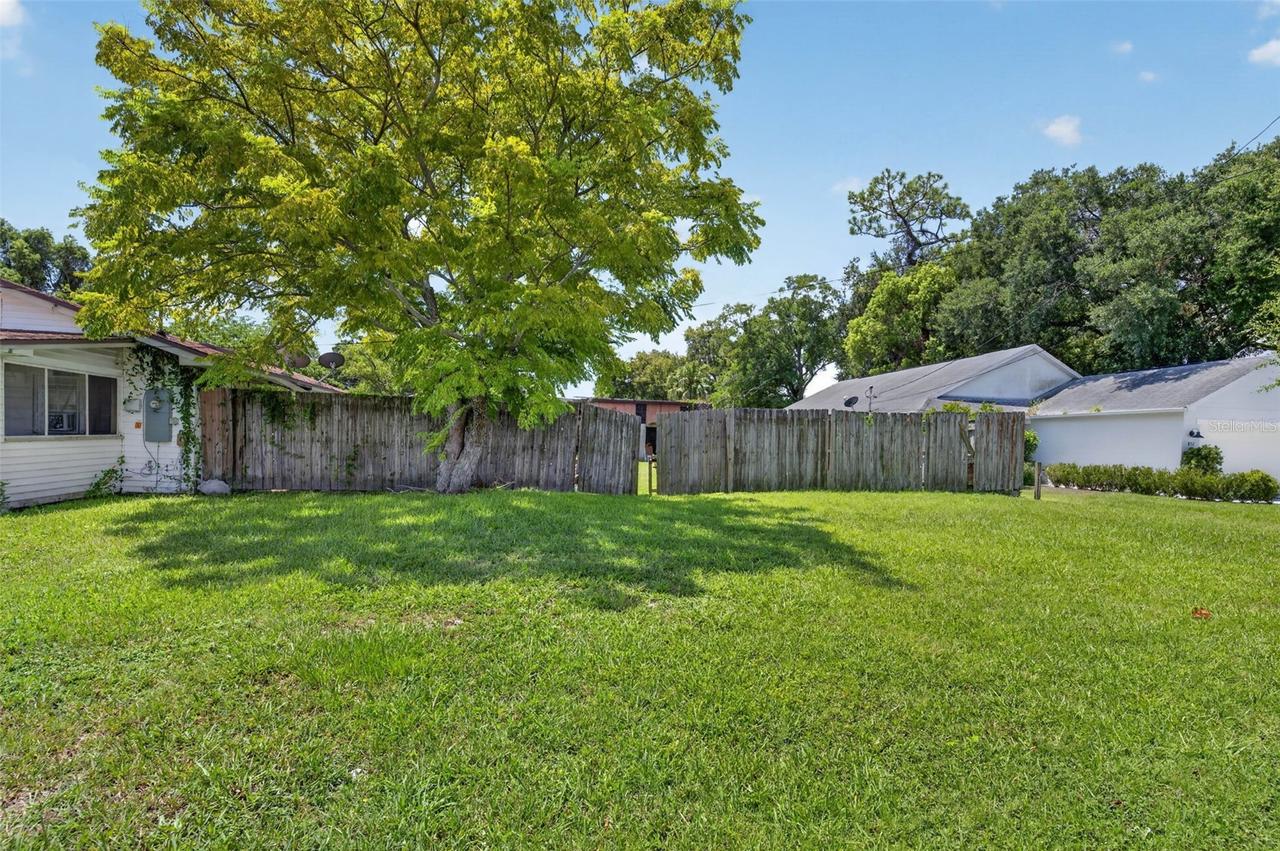 Neuse Ave., Orlando, FL 32804