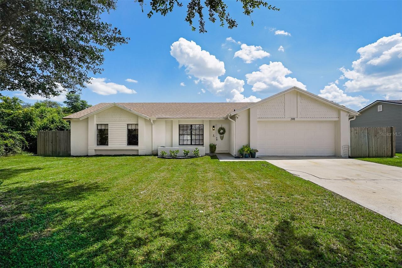 2911 Grayton St., Deltona, FL 32738