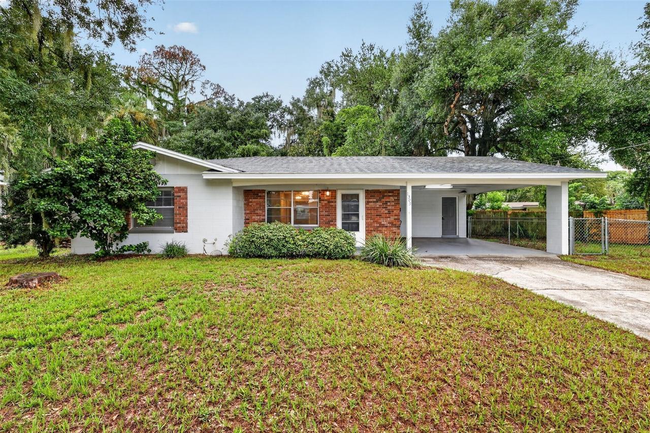 1305 Orange Ave., Tavares, FL 32778