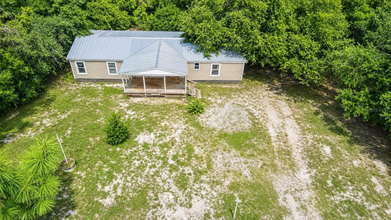 42135 Pine Valley Dr., Paisley, FL 32767