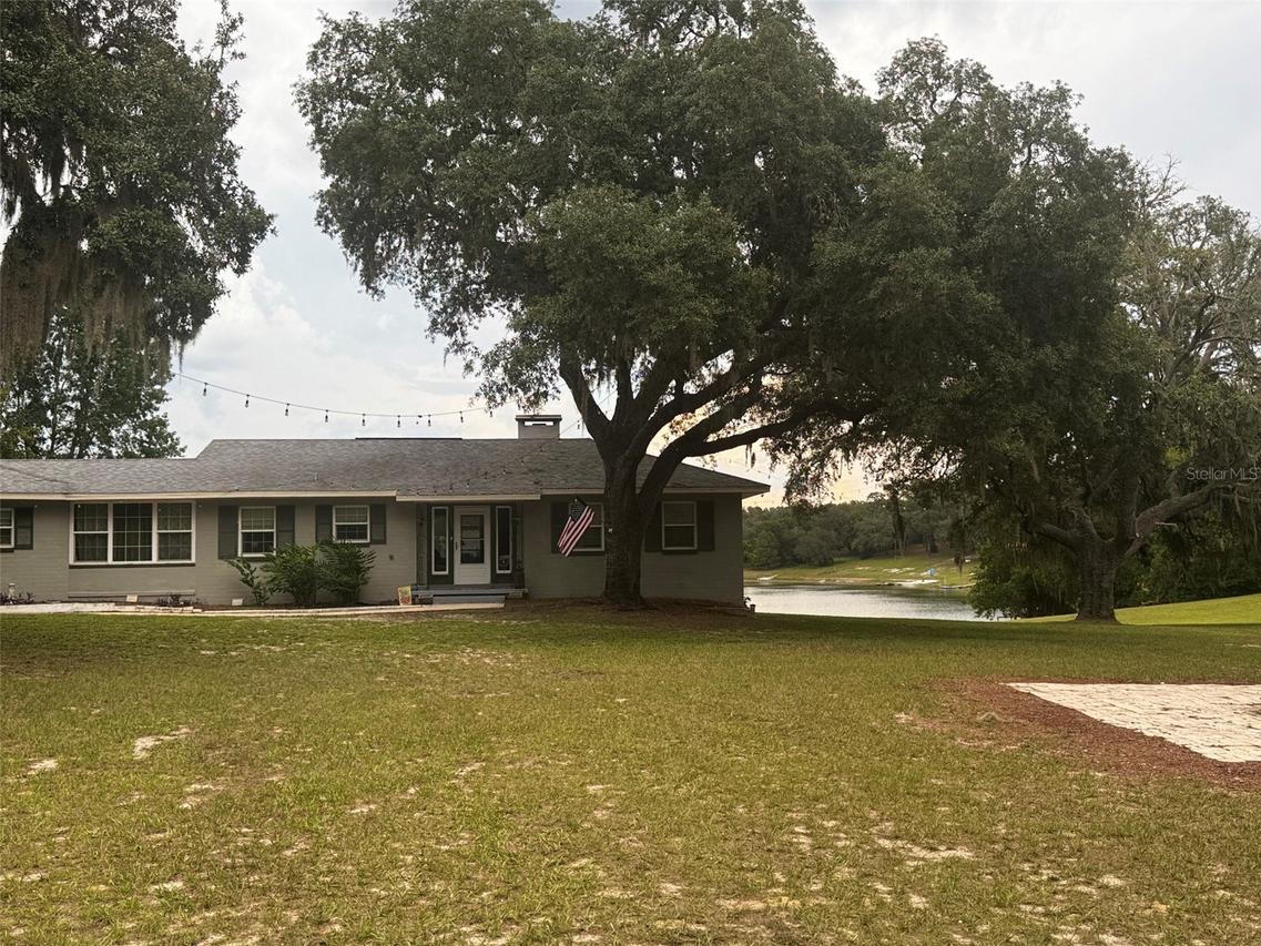 10615 SE 142nd Avenue Rd., Ocklawaha, FL 32179