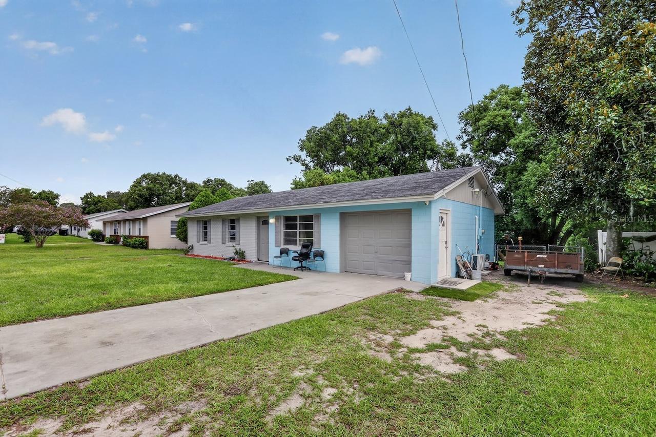 359 W Lansdowne Ave., Orange City, FL 32763
