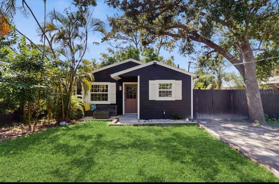 4210 Olive Ave., Sarasota, FL 34231