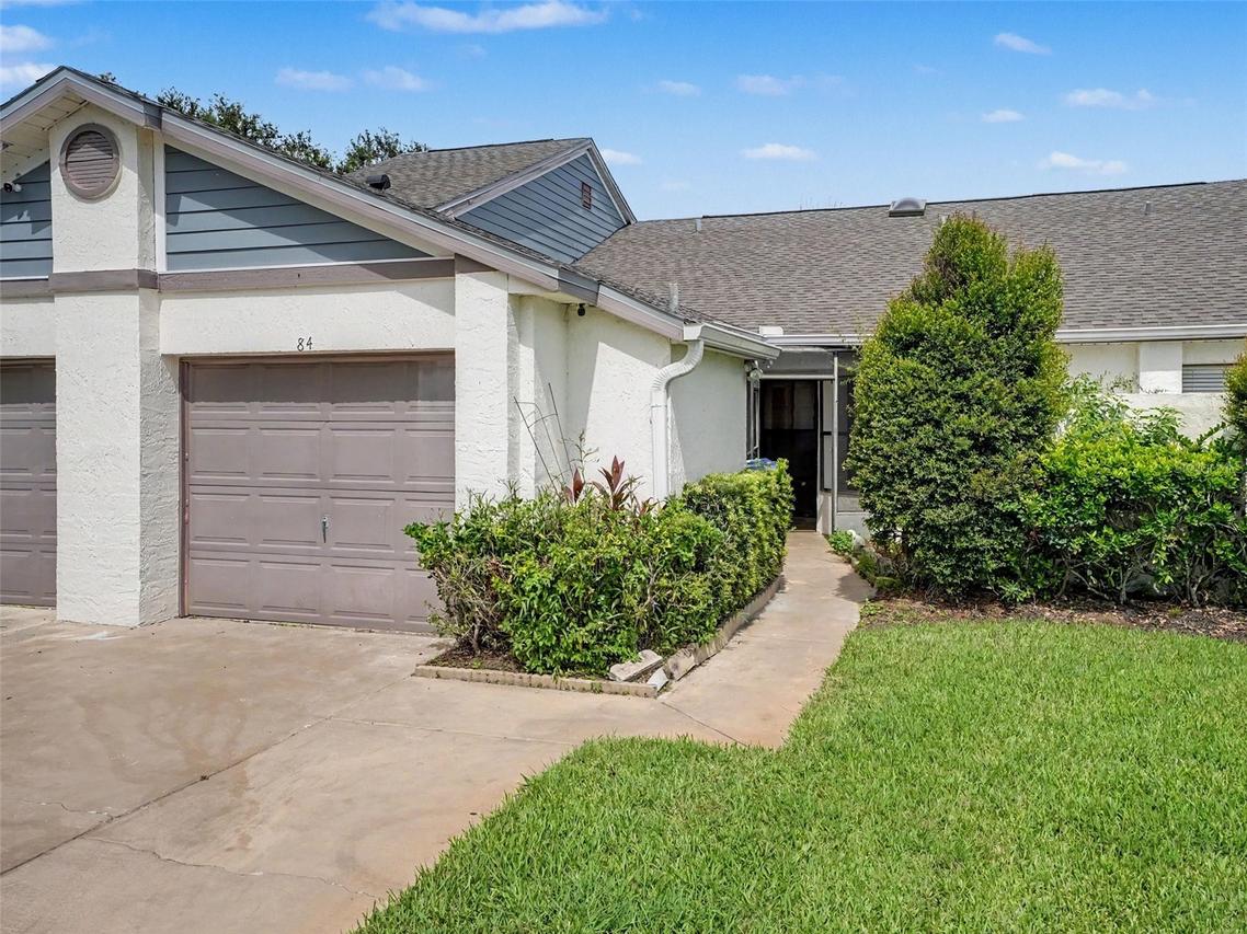 84 Lakepointe Cir., Kissimmee, FL 34743