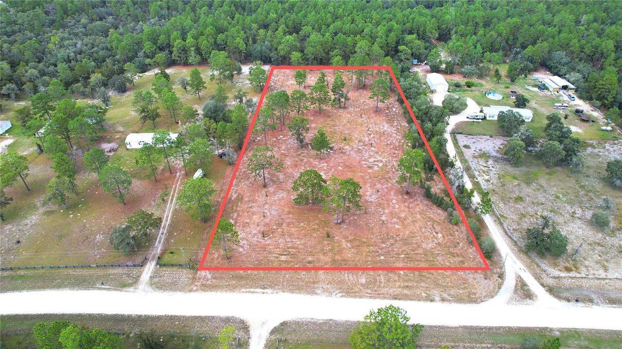 SE 53rd Ln., Morriston, FL 32668