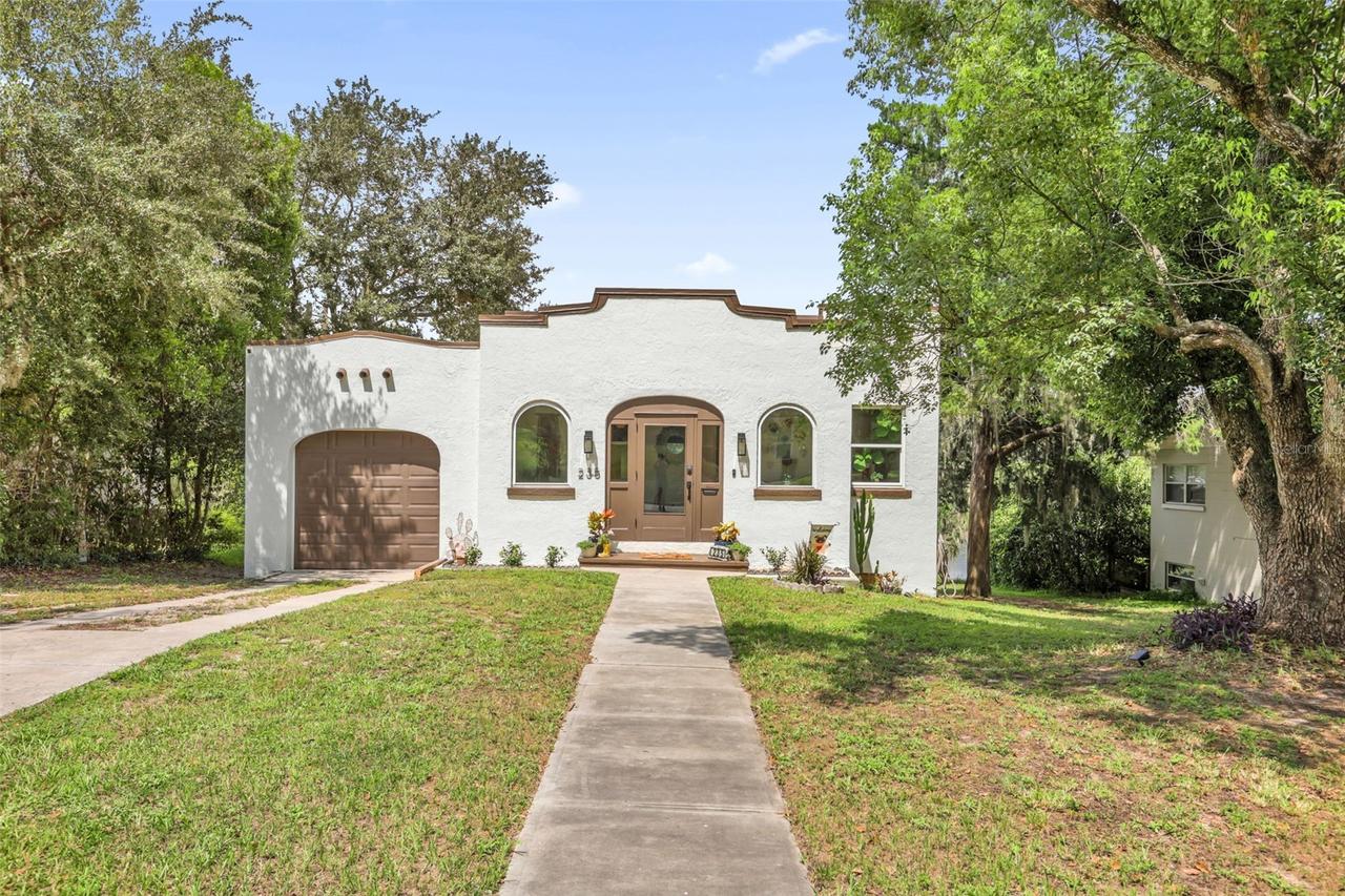 235 E Beach St., Groveland, FL 34736