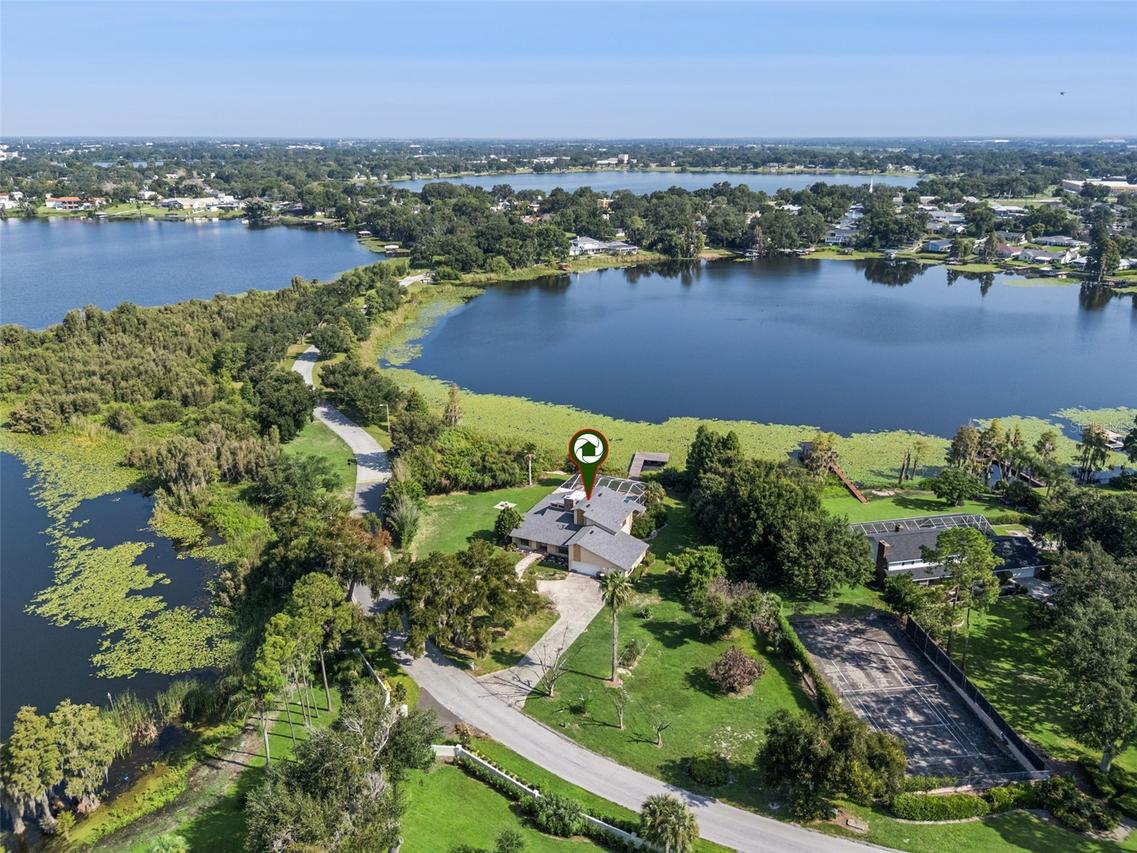 25 Lakewood Causeway, Winter Haven, FL 33884