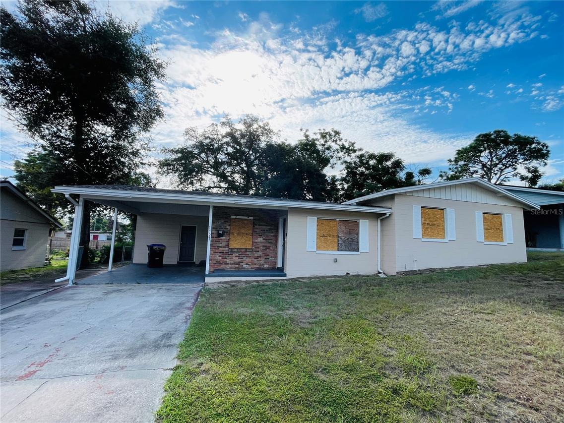 1727 N Powers Dr., Orlando, FL 32818