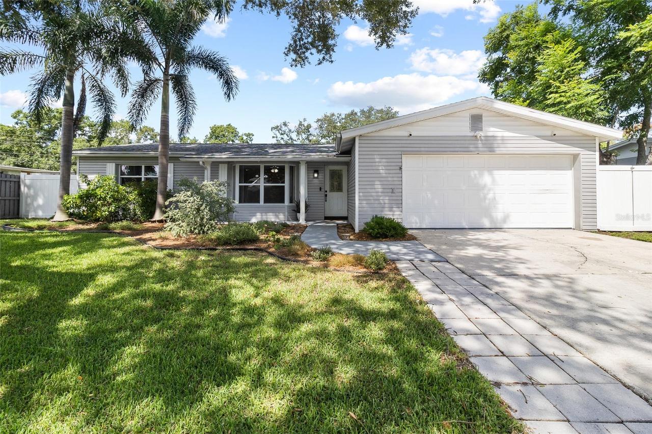 11290 116th St., Largo, FL 33778