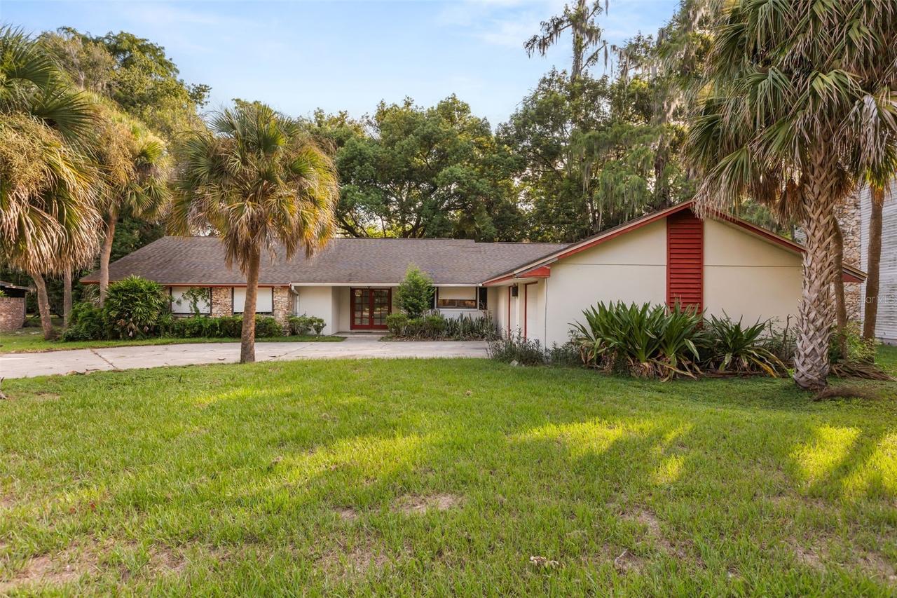 3889 N Lake Orlando Pkwy., Orlando, FL 32808