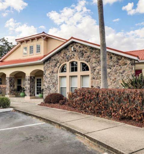 2704 Club Cortile Cir., Kissimmee, FL 34746