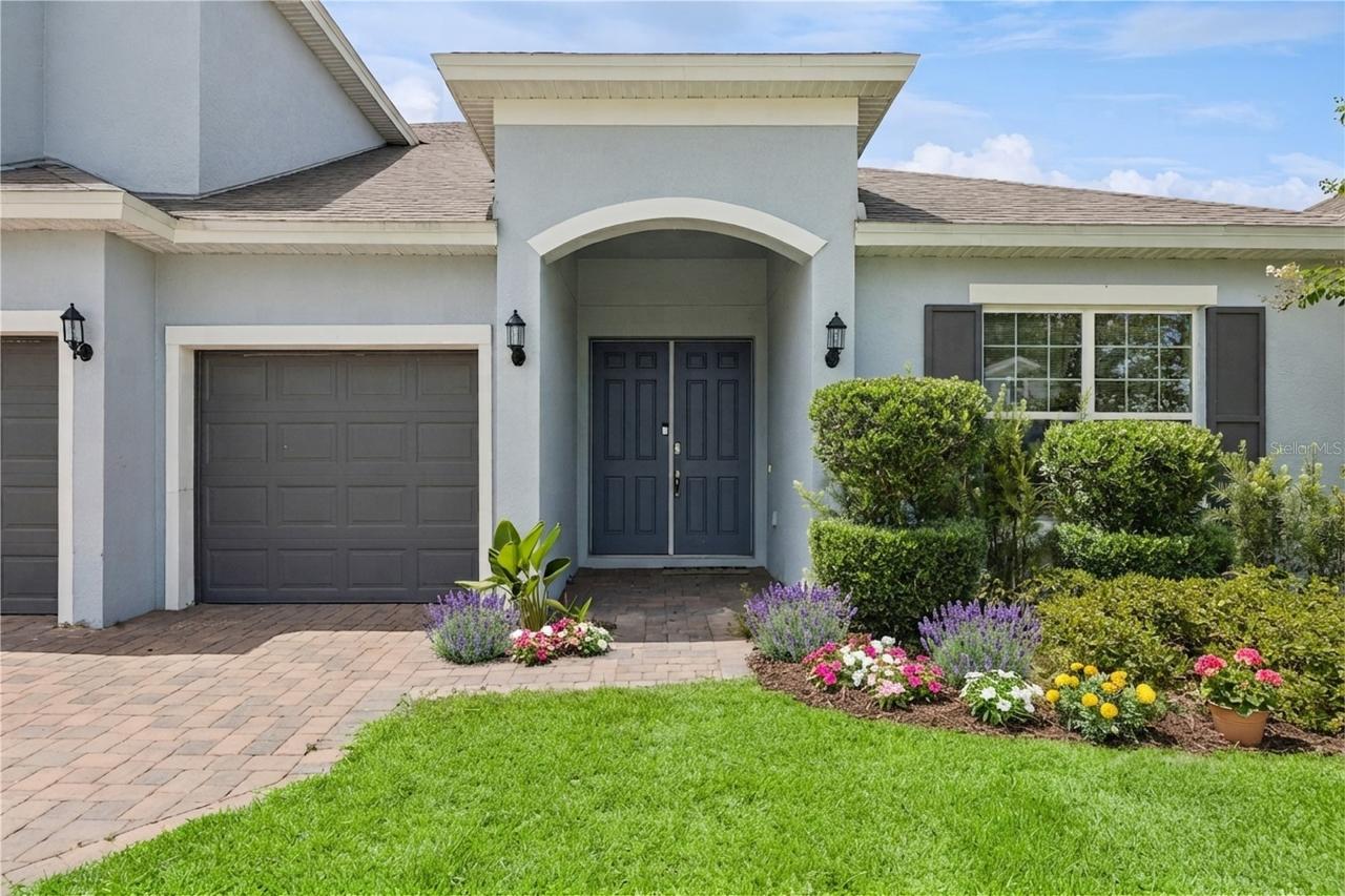 559 Via Bella Ct., Howey In The Hills, FL 34737