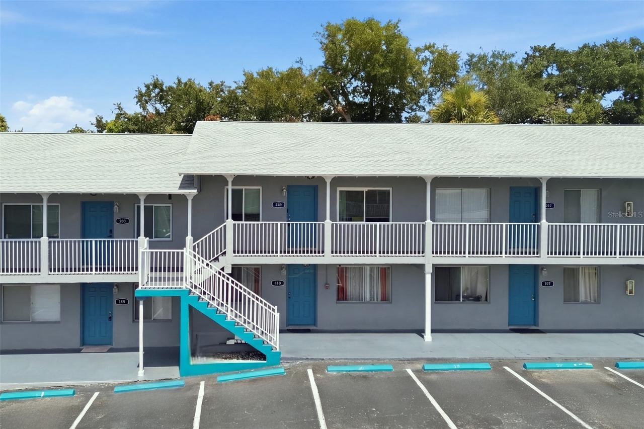 415 N Halifax Ave. #208, Daytona Beach, FL 32118