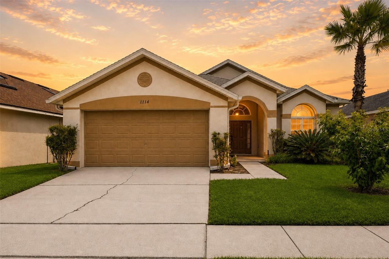 1114 Bloomingdale Dr., Davenport, FL 33897