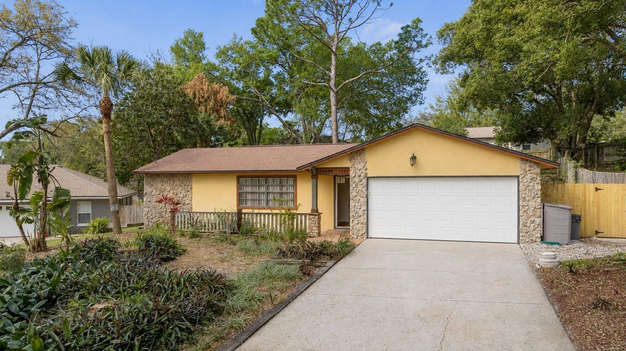 24 Bayridge Ct., Apopka, FL 32703