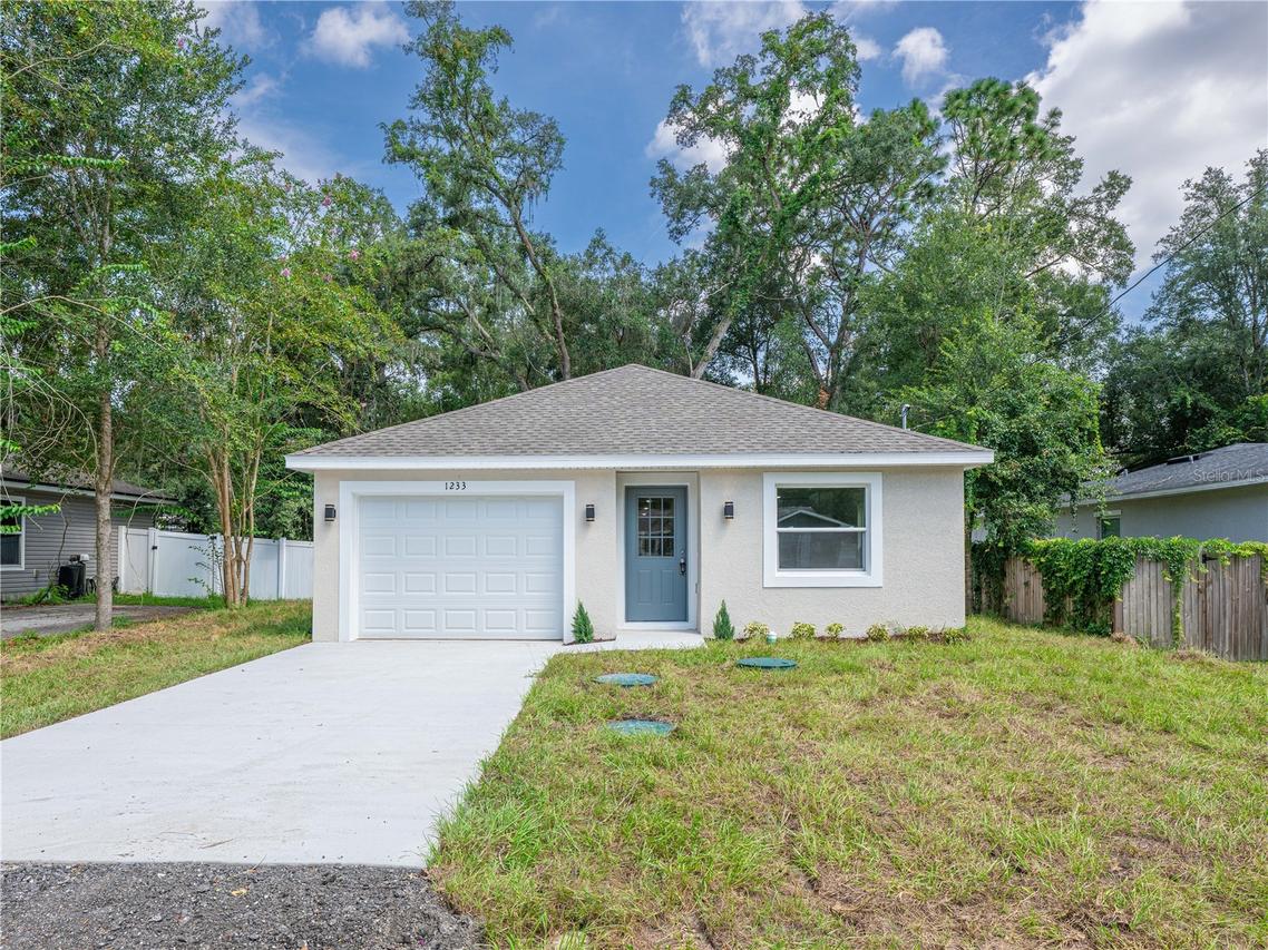 1233 3rd St., Orange City, FL 32763