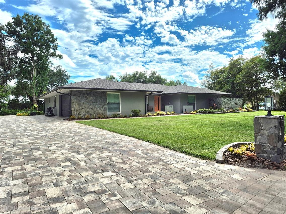 5370 Whispering Pine Cir., St Cloud, FL 34771