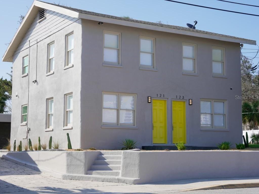 121-123 N Hollywood Ave., Daytona Beach, FL 32118