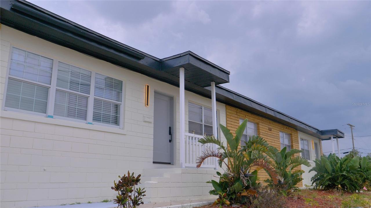 137 N Hollywood Ave., Daytona Beach, FL 32118