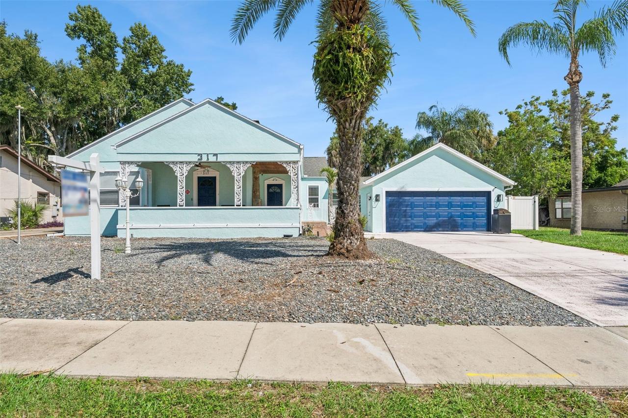 317 E Main St., Tavares, FL 32778