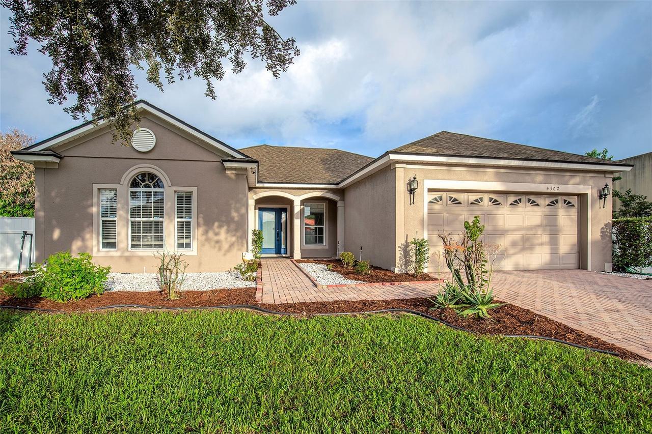 4302 Conroy Club Dr., Orlando, FL 32835