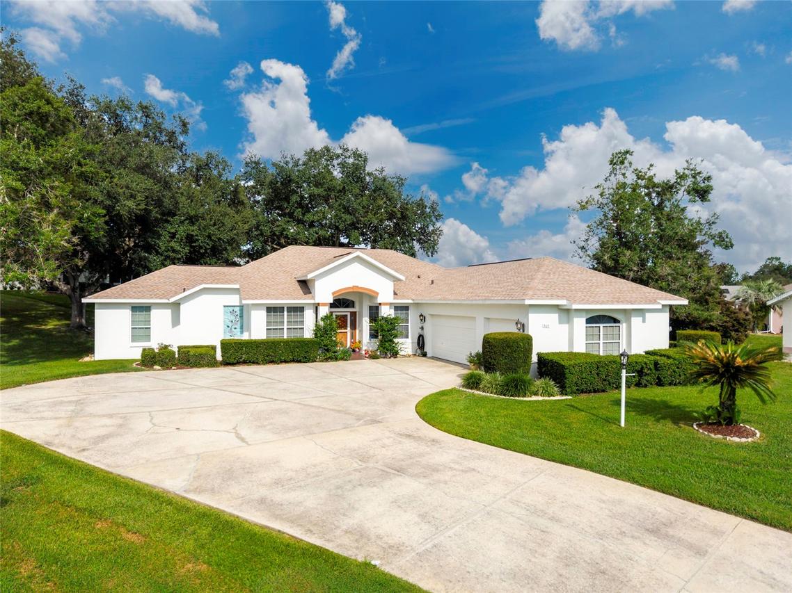365 W Barclay Ct., Beverly Hills, FL 34465