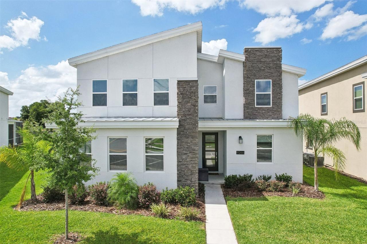 9266 Sommerset Hills Dr., Davenport, FL 33896