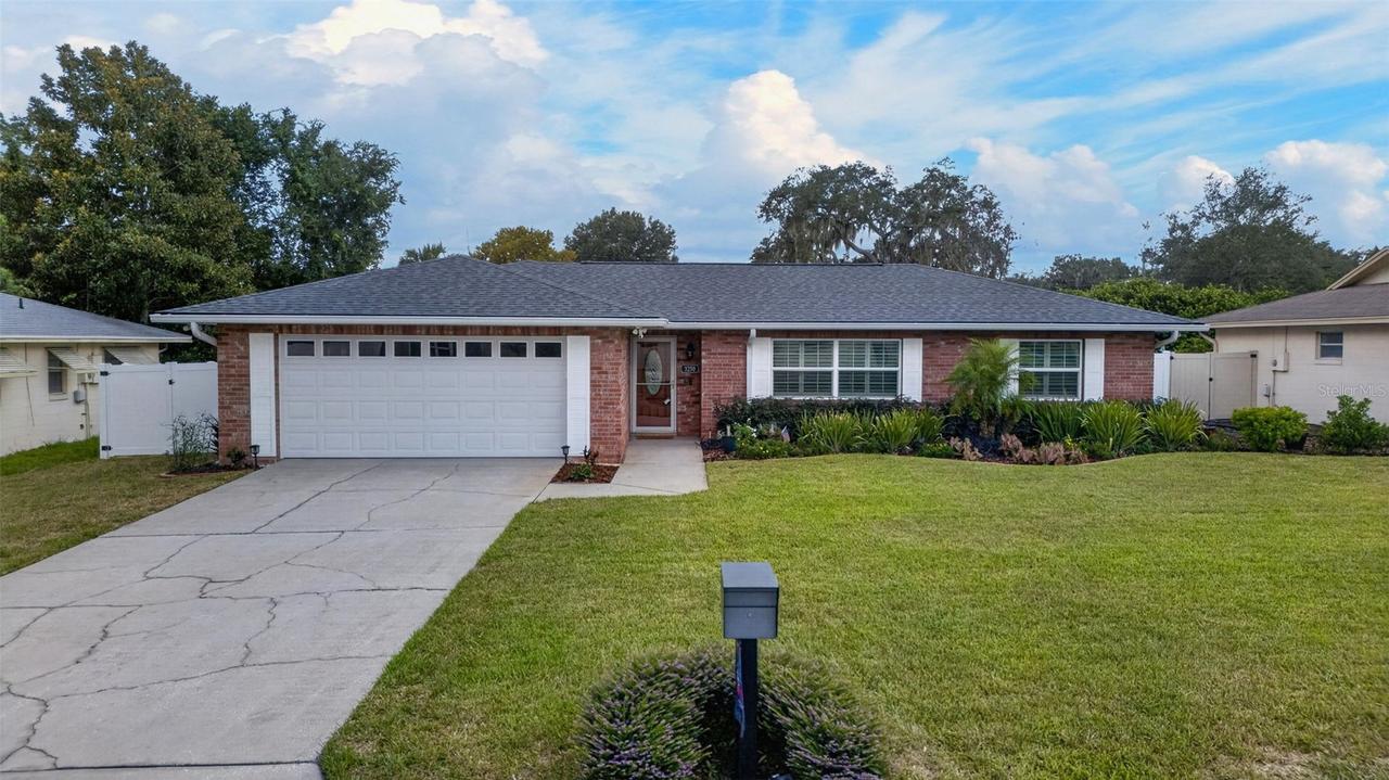 3250 Laurel Dr., Mount Dora, FL 32757