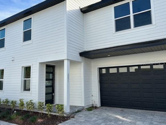 2051 Peel Ave., Orlando, FL 32806