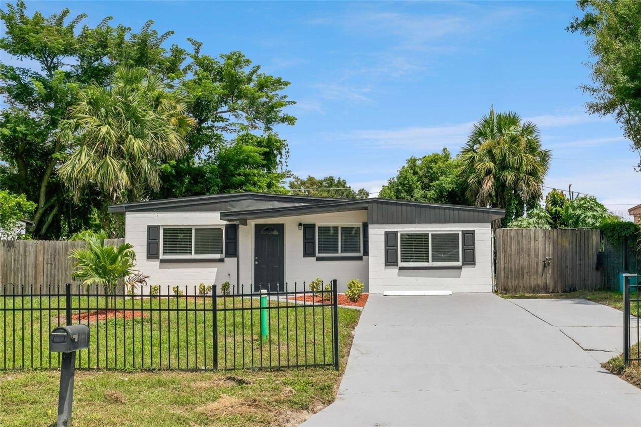 2821 W Amelia St., Orlando, FL 32805