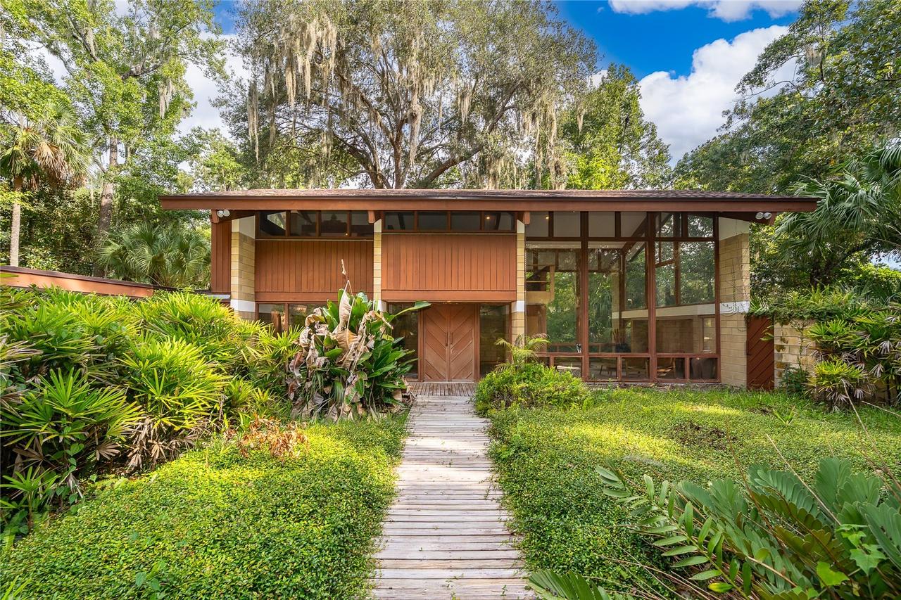 291 Maple Ct., Oviedo, FL 32765