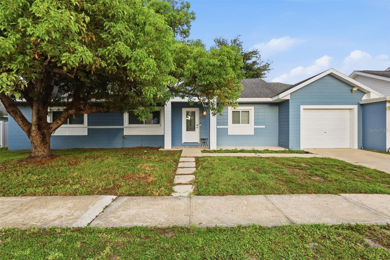 8405 Oak Bluff Dr., Orlando, FL 32827