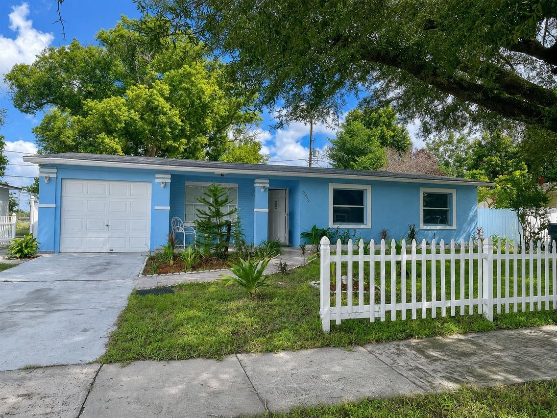 3979 SW Queen Anne Dr., Orlando, FL 32839