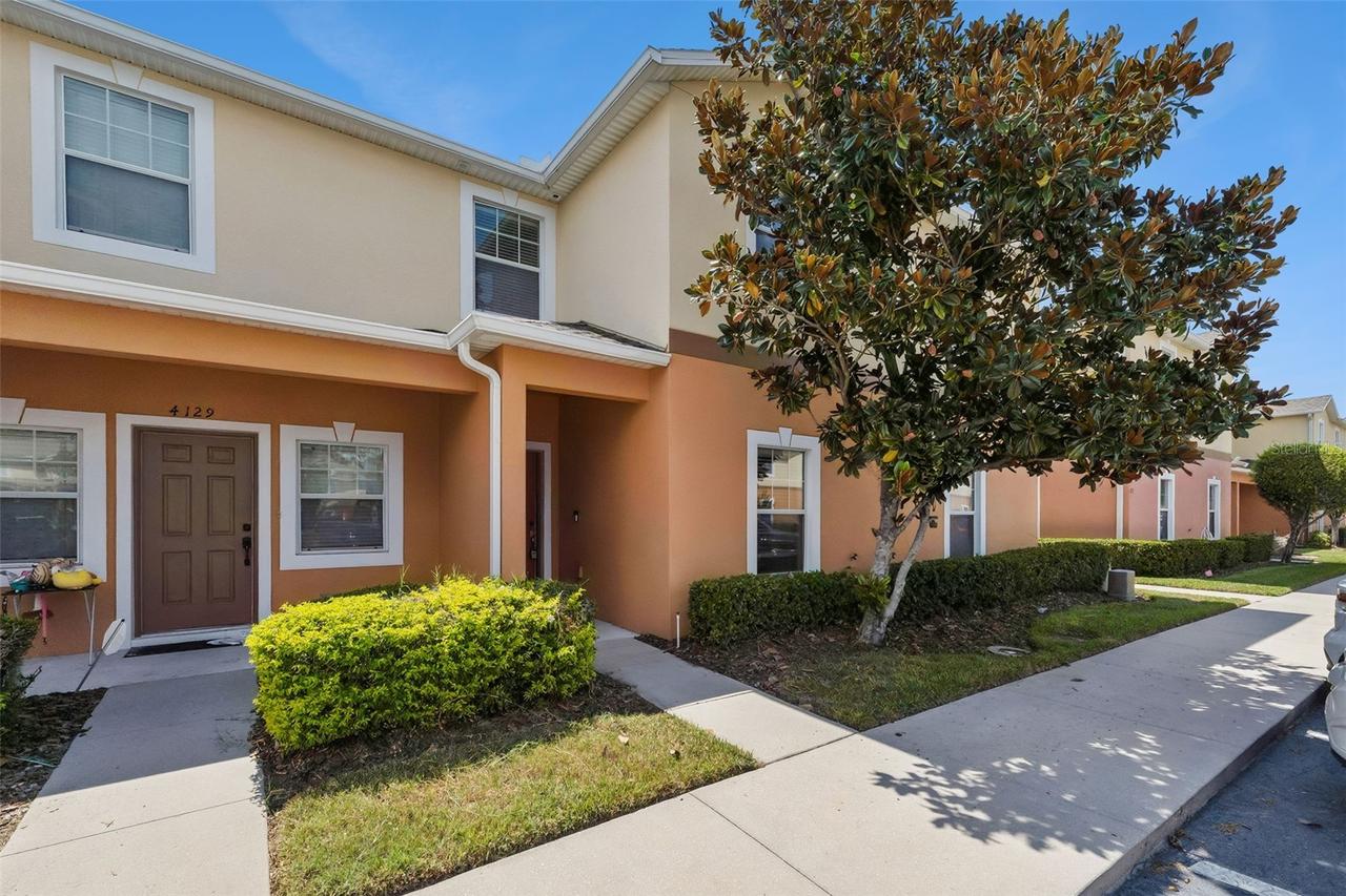 4127 Shade Tree Ln., Lakeland, FL 33812