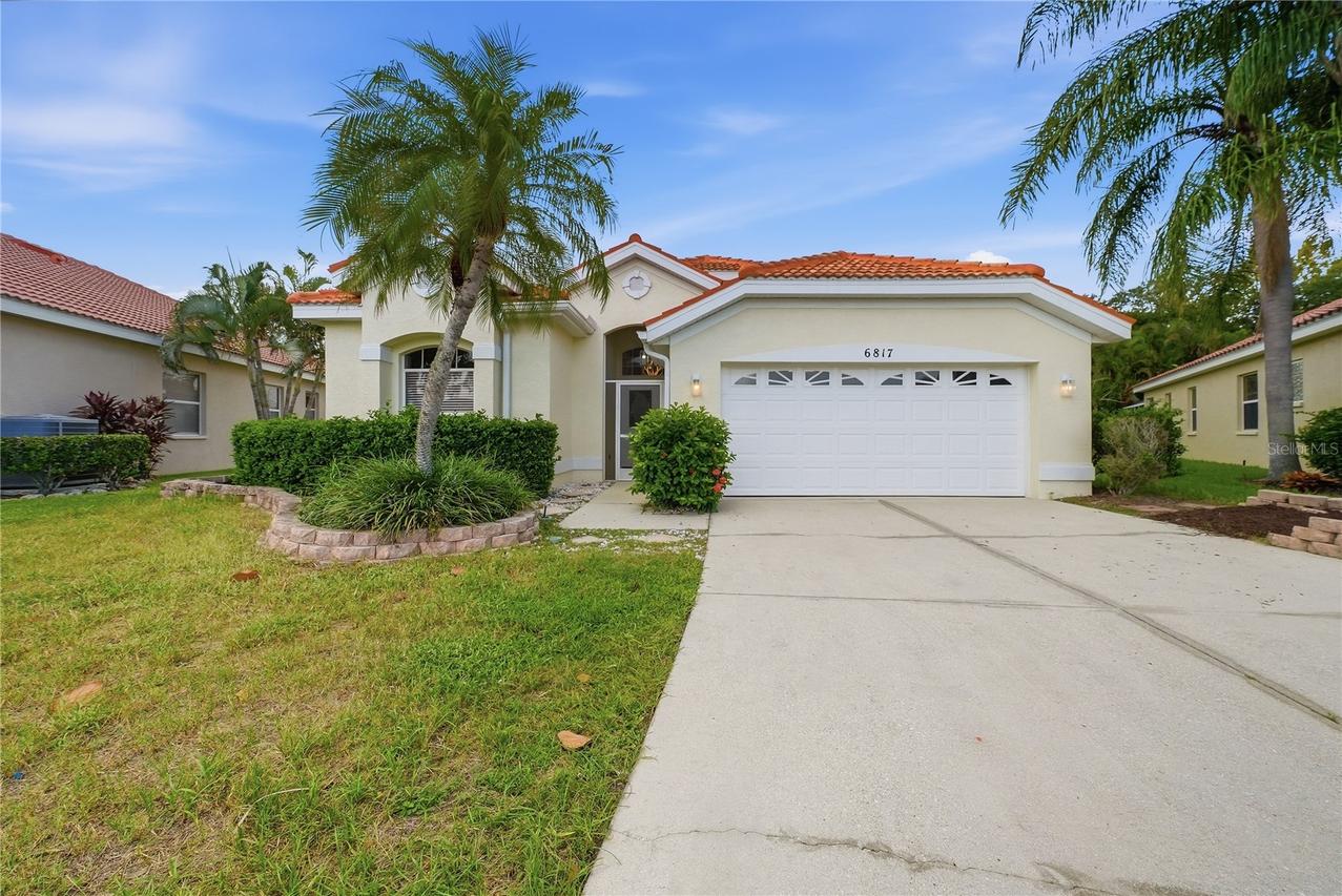 6817 Superior Street Cir., Sarasota, FL 34243