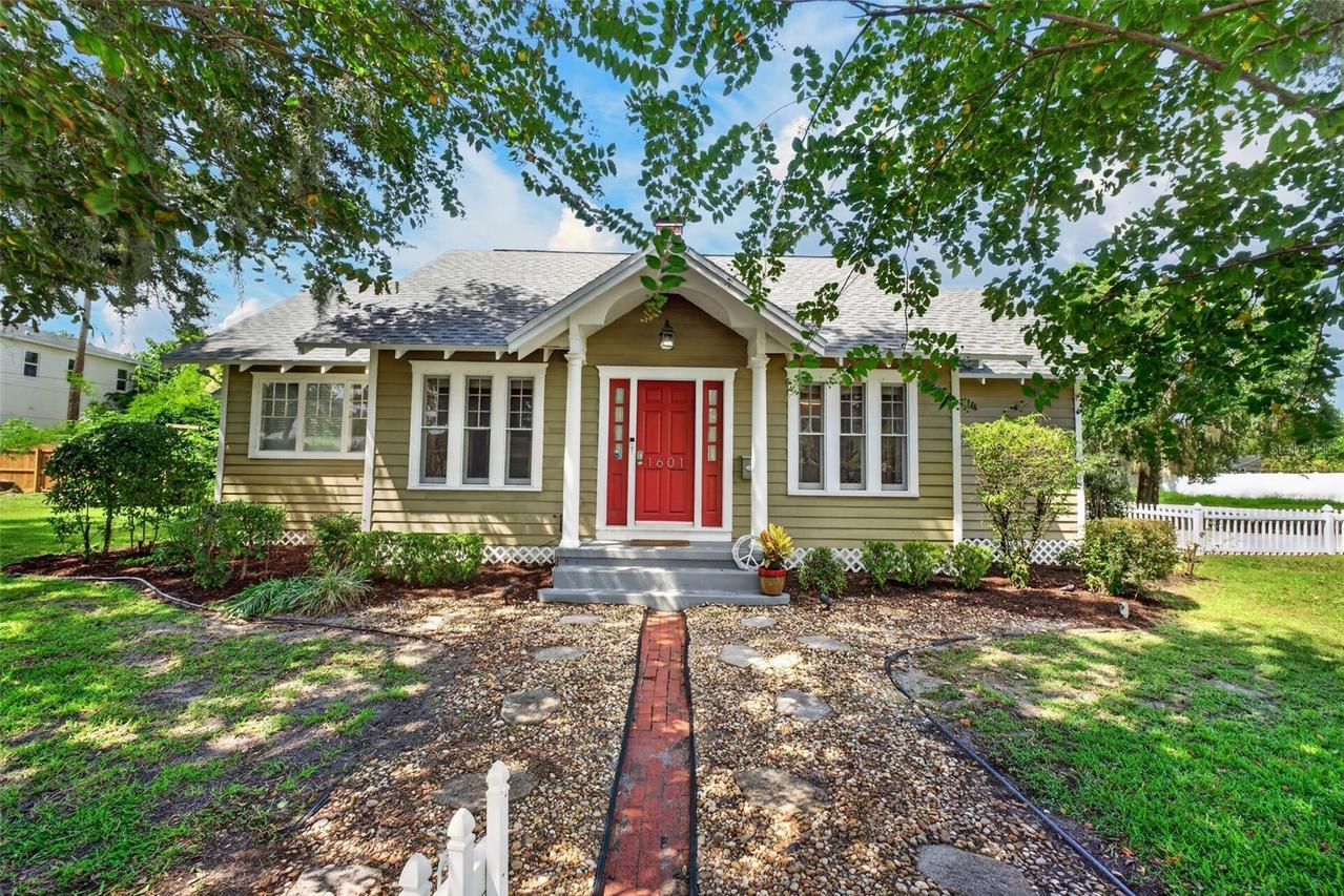 1601 Bryn Mawr St., Orlando, FL 32804