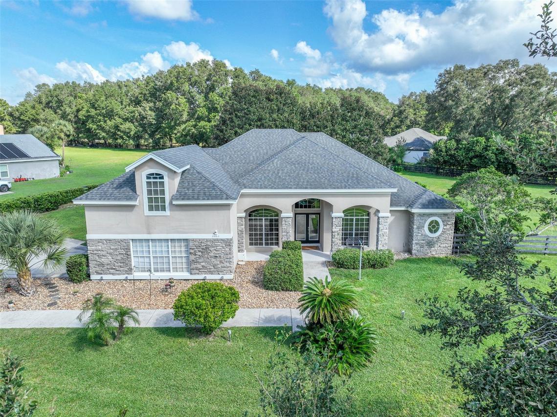25013 Derby Dr., Sorrento, FL 32776