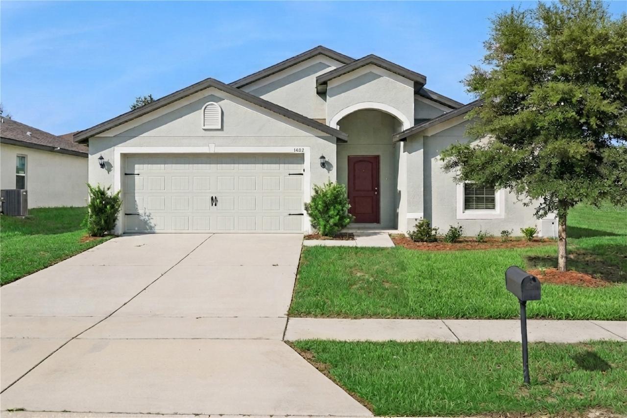 1602 Orne St., Mascotte, FL 34753