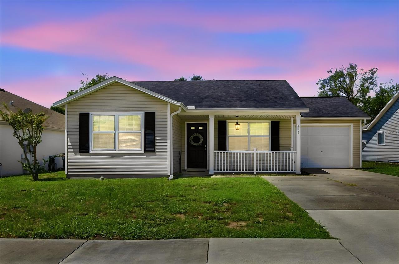 863 Wisteria Pl., Tavares, FL 32778