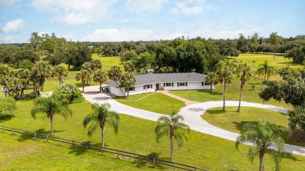 5240 Myakka Valley Tr., Sarasota, FL 34241