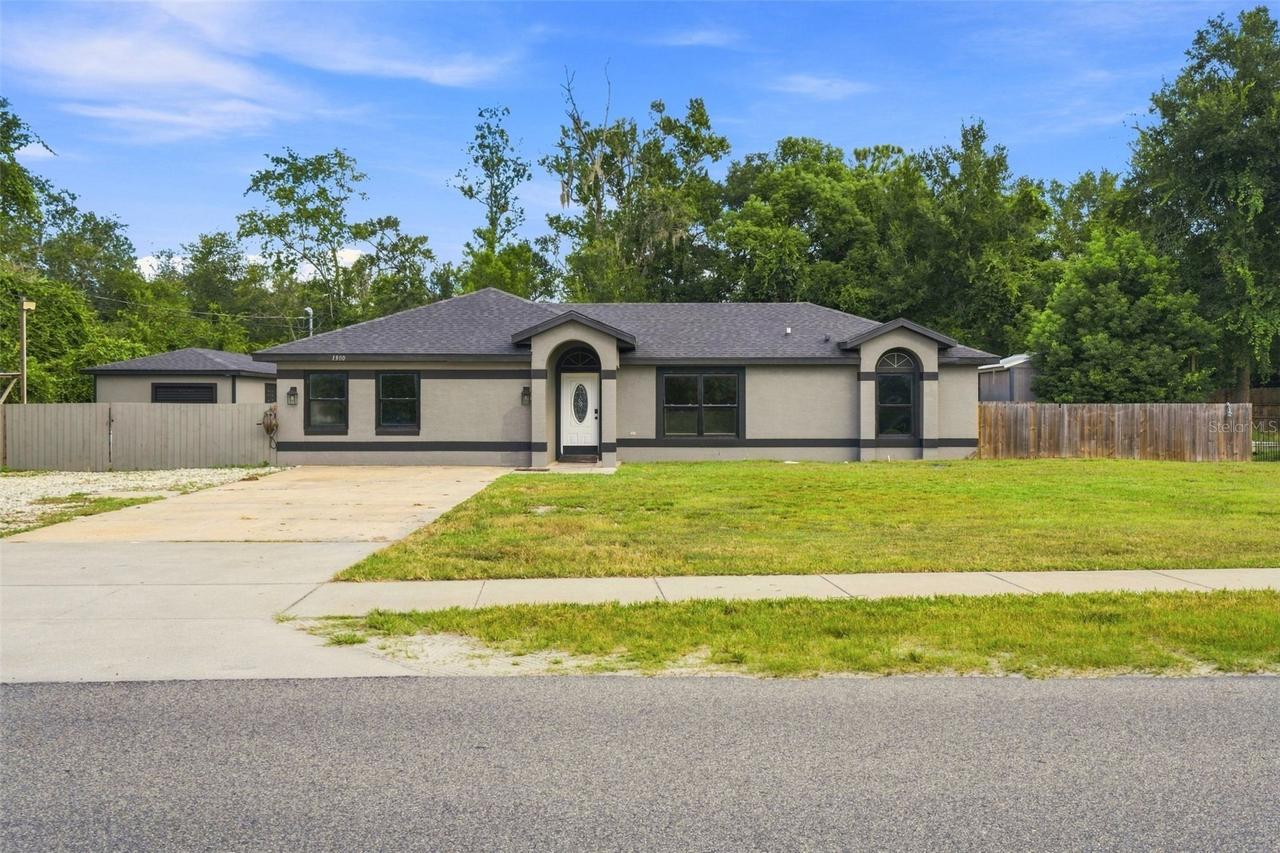 1300 Adeline St., Orange City, FL 32763