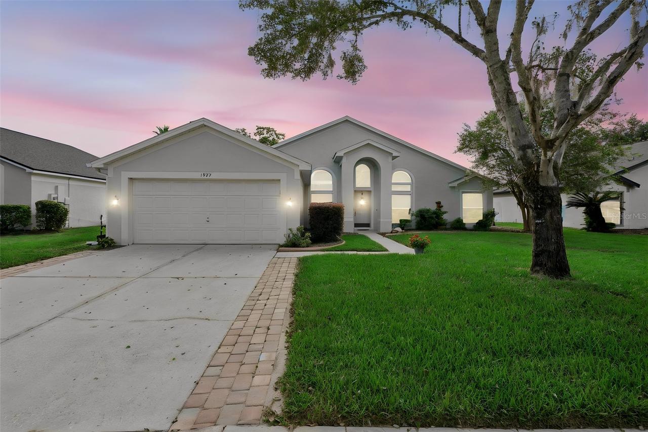 1927 Magies Ct., Oviedo, FL 32766