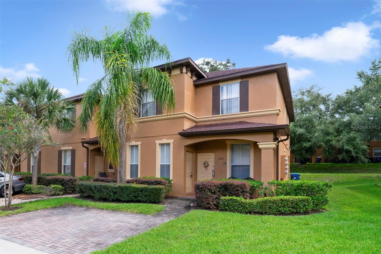202 Palermo St., Davenport, FL 33897