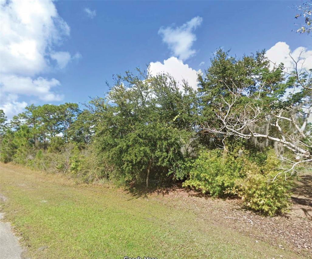 10 Camellia Dr., Indian Lake Estates, FL 33855
