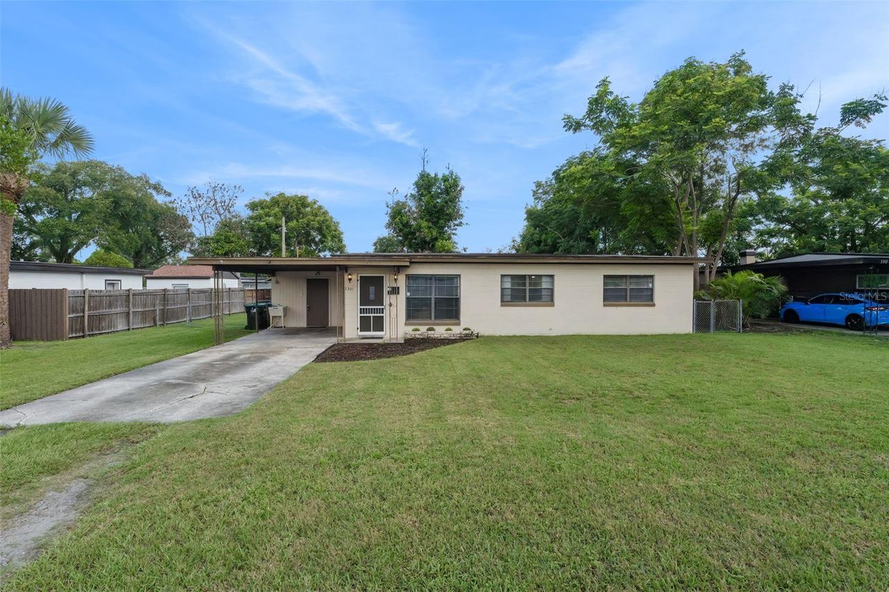 3301 Anderson Rd., Orlando, FL 32806