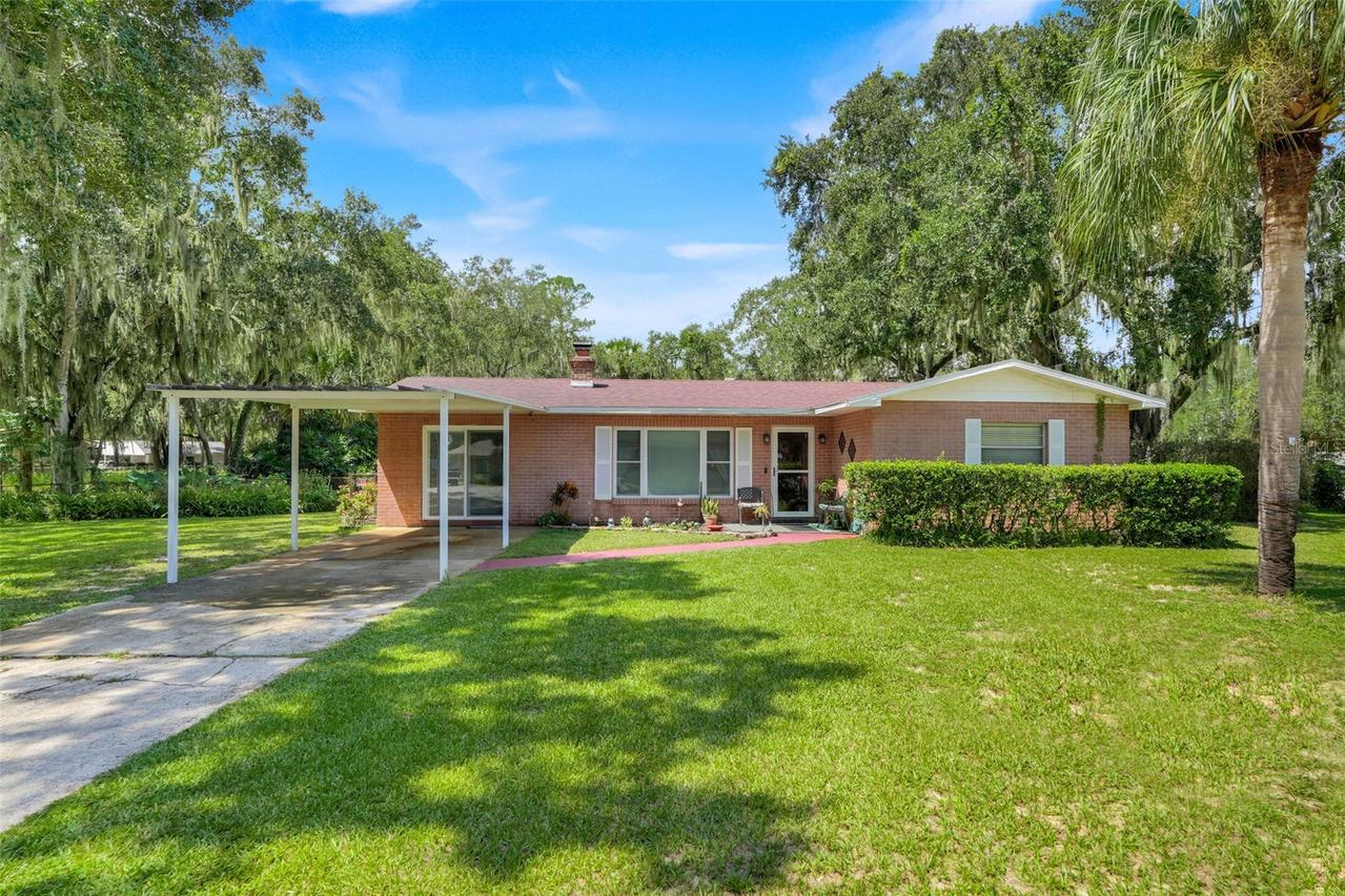 11031 W Beach Pkwy., Lake Wales, FL 33898